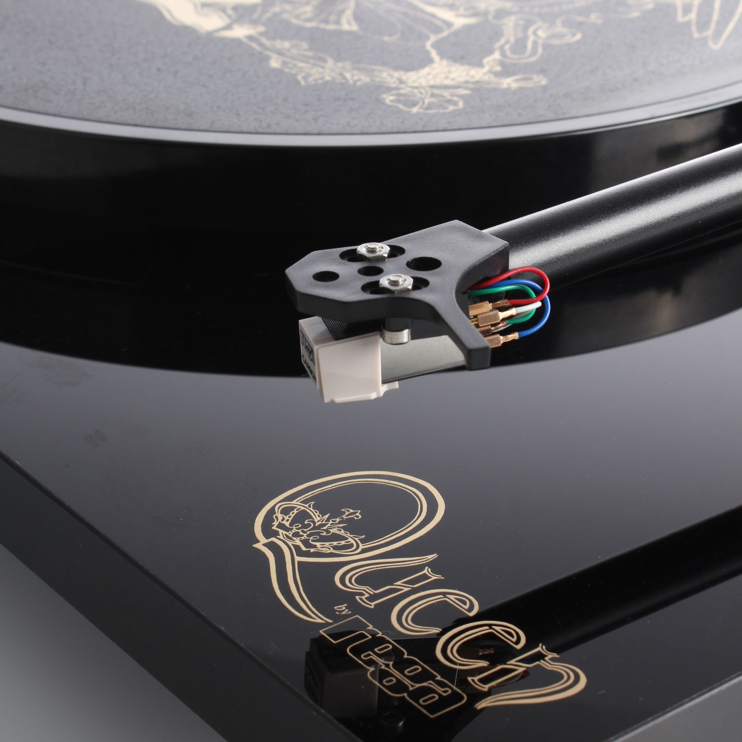 Simple and elegant, the Queen by Rega with the RB101 tonearm factory fitted with the Rega Carbon Cartridge