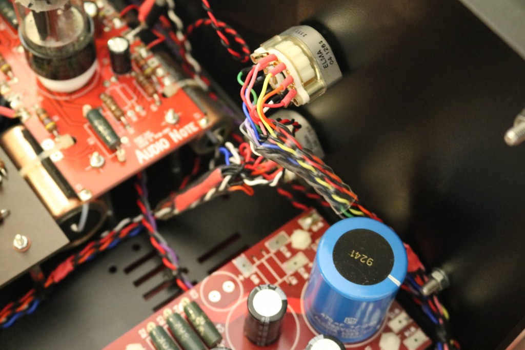 Thewires are all neatly twisted or braided to reduce the effects of EMI/RFI. This shows the amount of care that Audionote takes to achieve the cleanest signals possible,