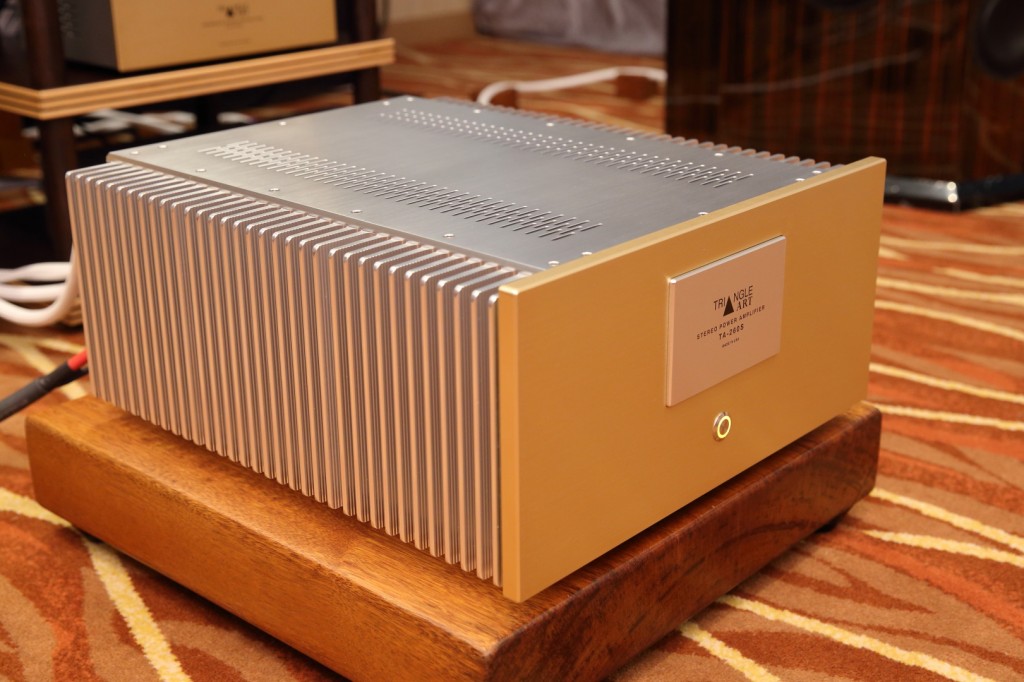 The Venture Xtreme was given sufficient juice thanks to the Triangle Art TA-260S 2 channel power amplifier