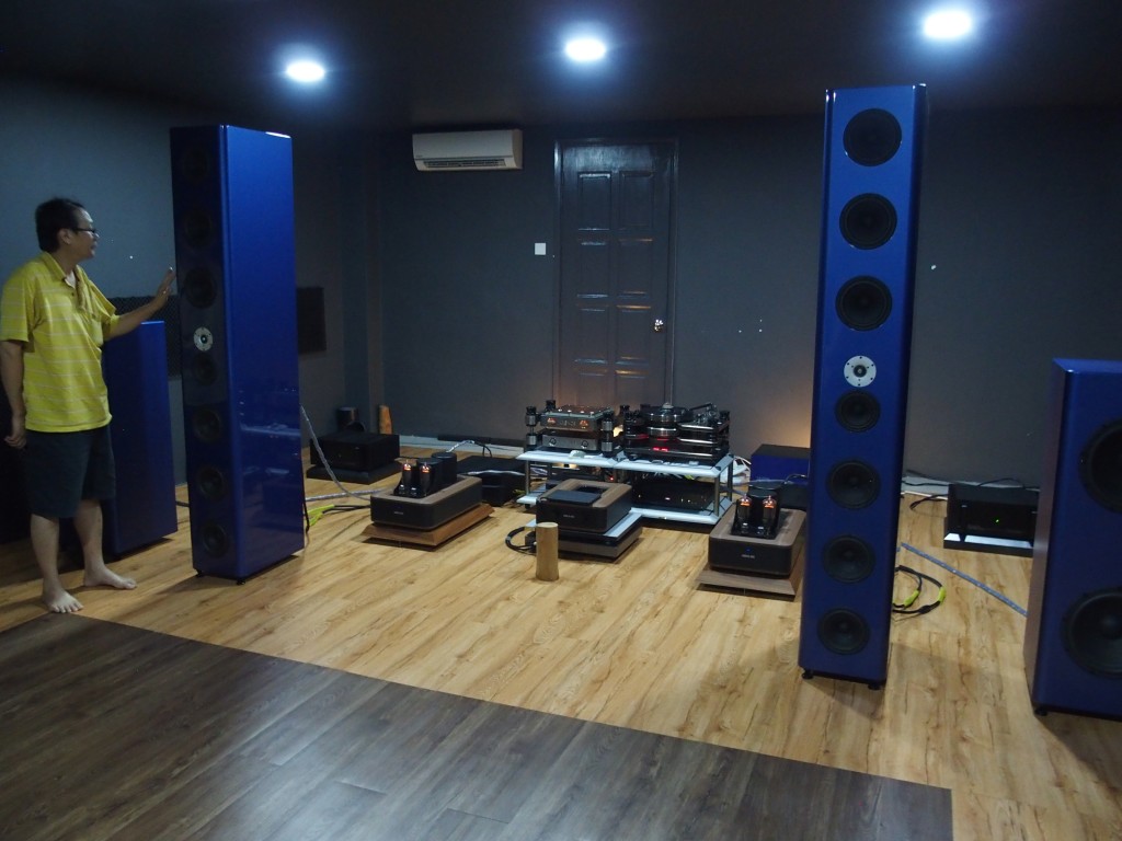 YL Audio's demo system. Note the height of the Ocean Five speakers.