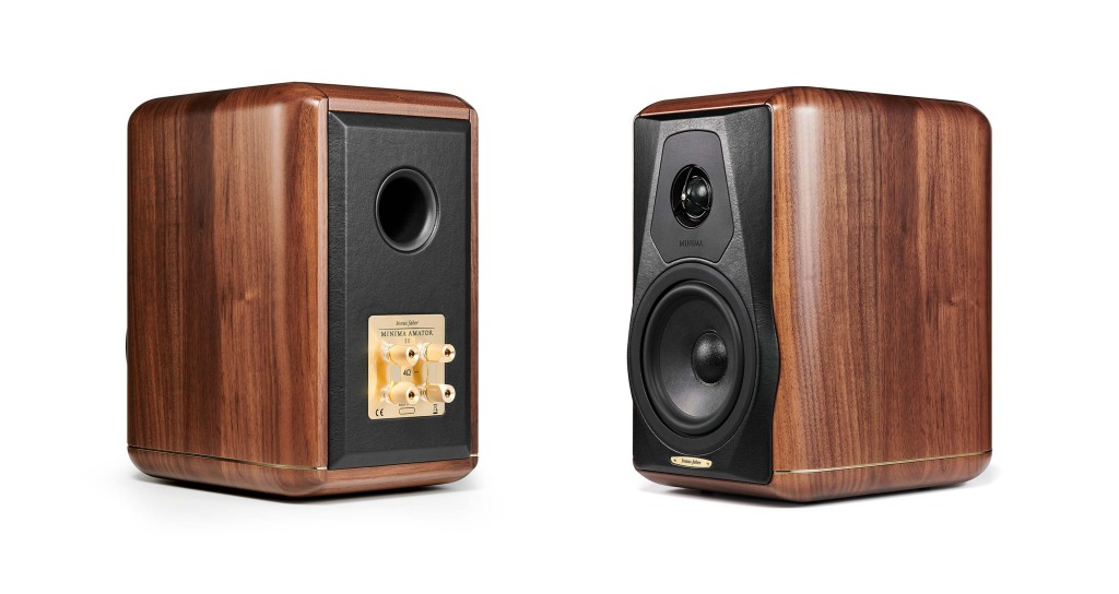 Sonus Faber's Minima Amator 11: True state-of-the-art craftsmanship.