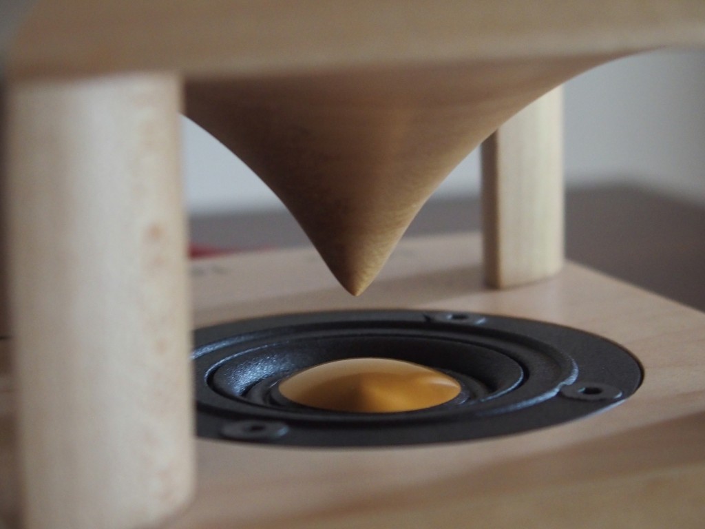  The magnesium dome tweeter fires upwards into the dispersal cone.